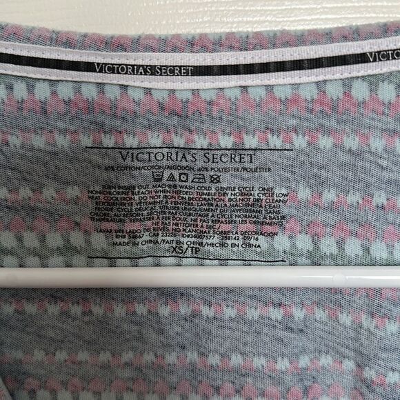 Victoria secret night gown - Picture 2 of 3